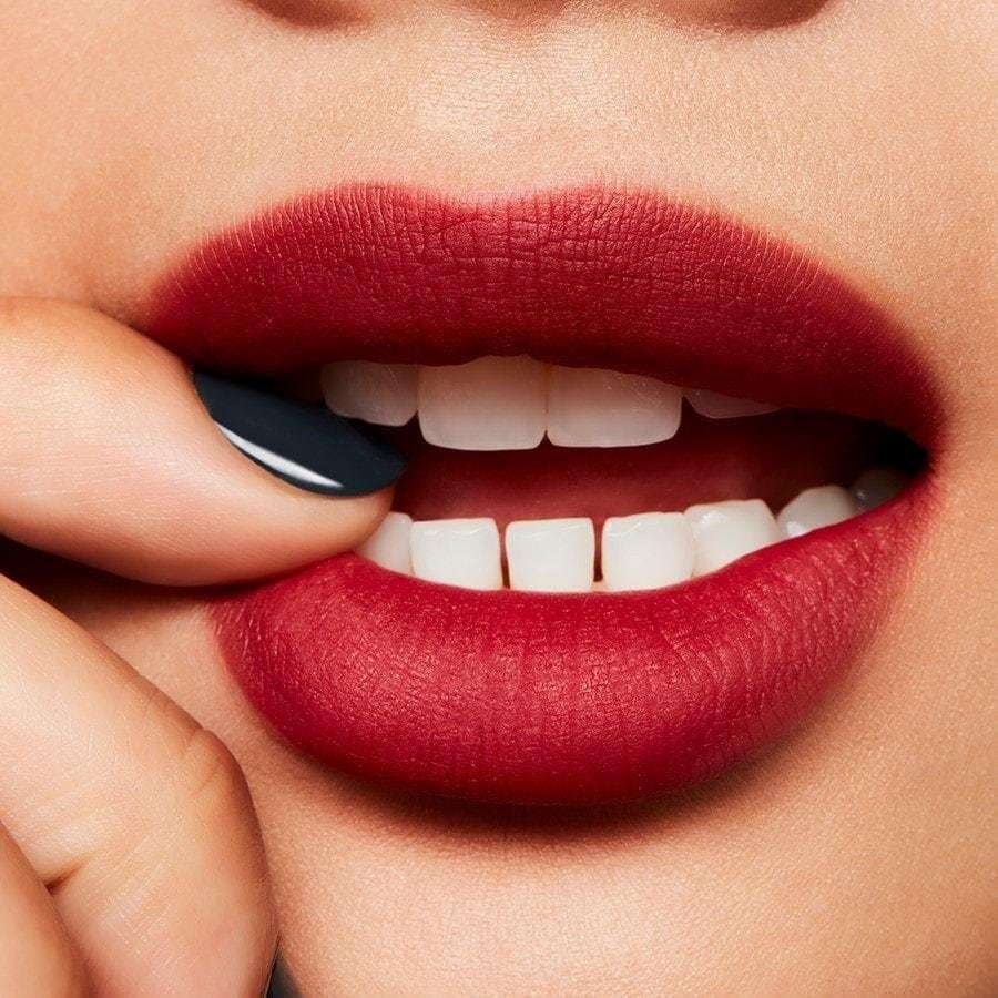 MAC Lipstain Powder Kiss šķidrā lūpu krāsa - 5 ml