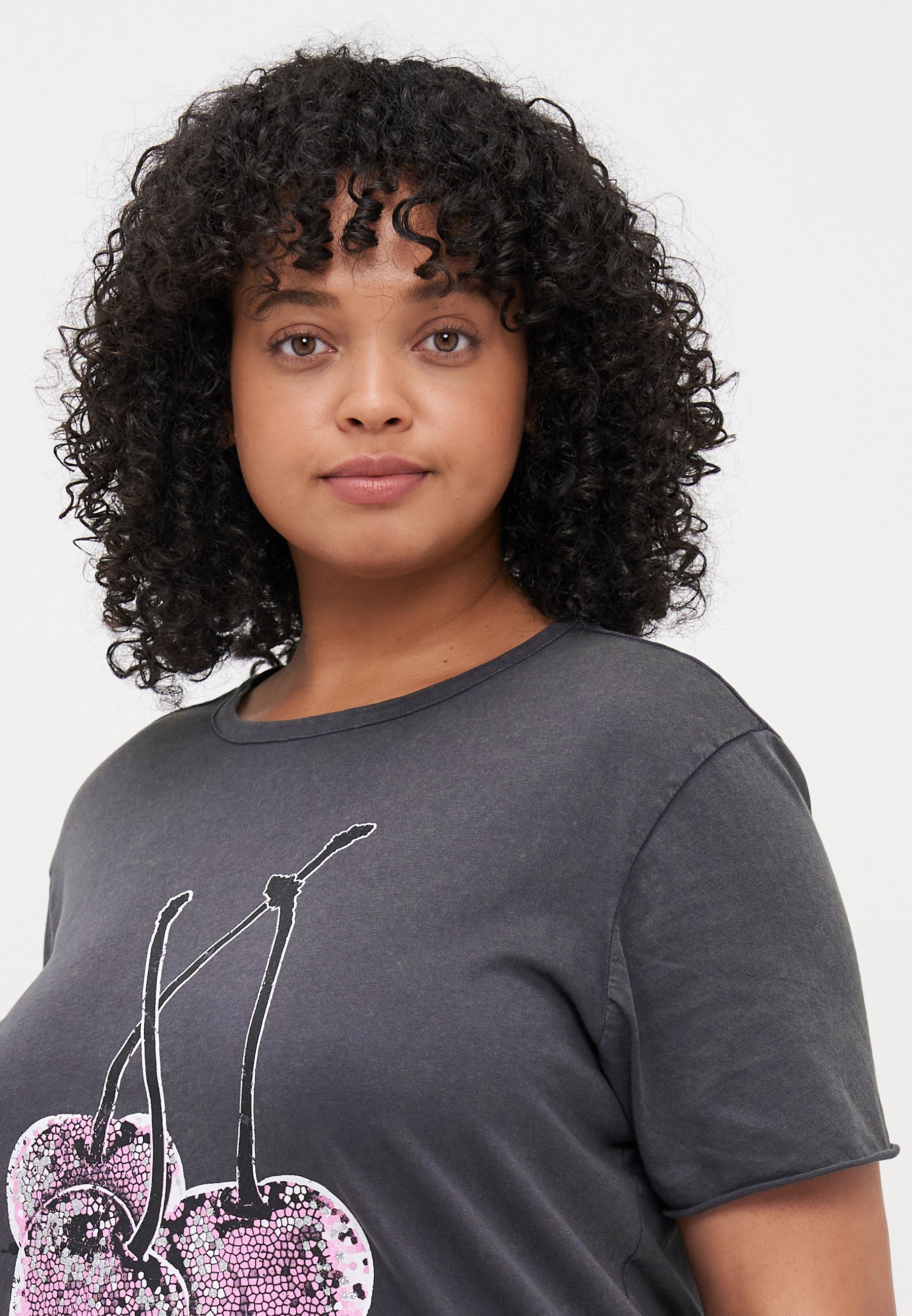 ONLY Carmakoma CARMIKO LIFE WASHED TEE - Tričko s potiskem - blacked pearl