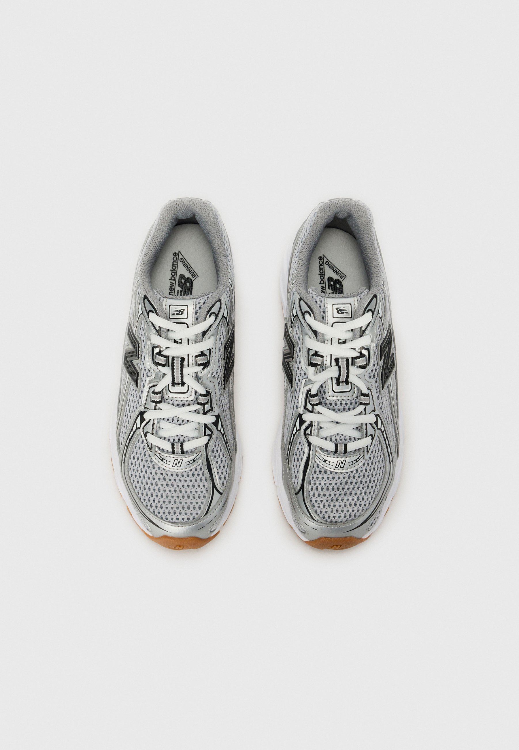 New Balance 740 - Tenisky - strieborná
