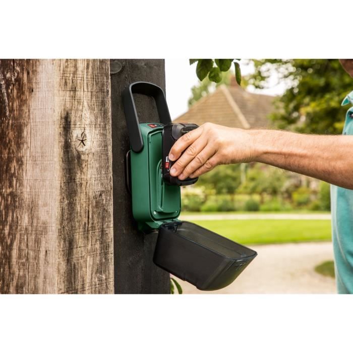 Pompa dell'acqua senza fili - Bosch - 06008C4203 - 18V-2000 - Pompa da giardino - senza batteria