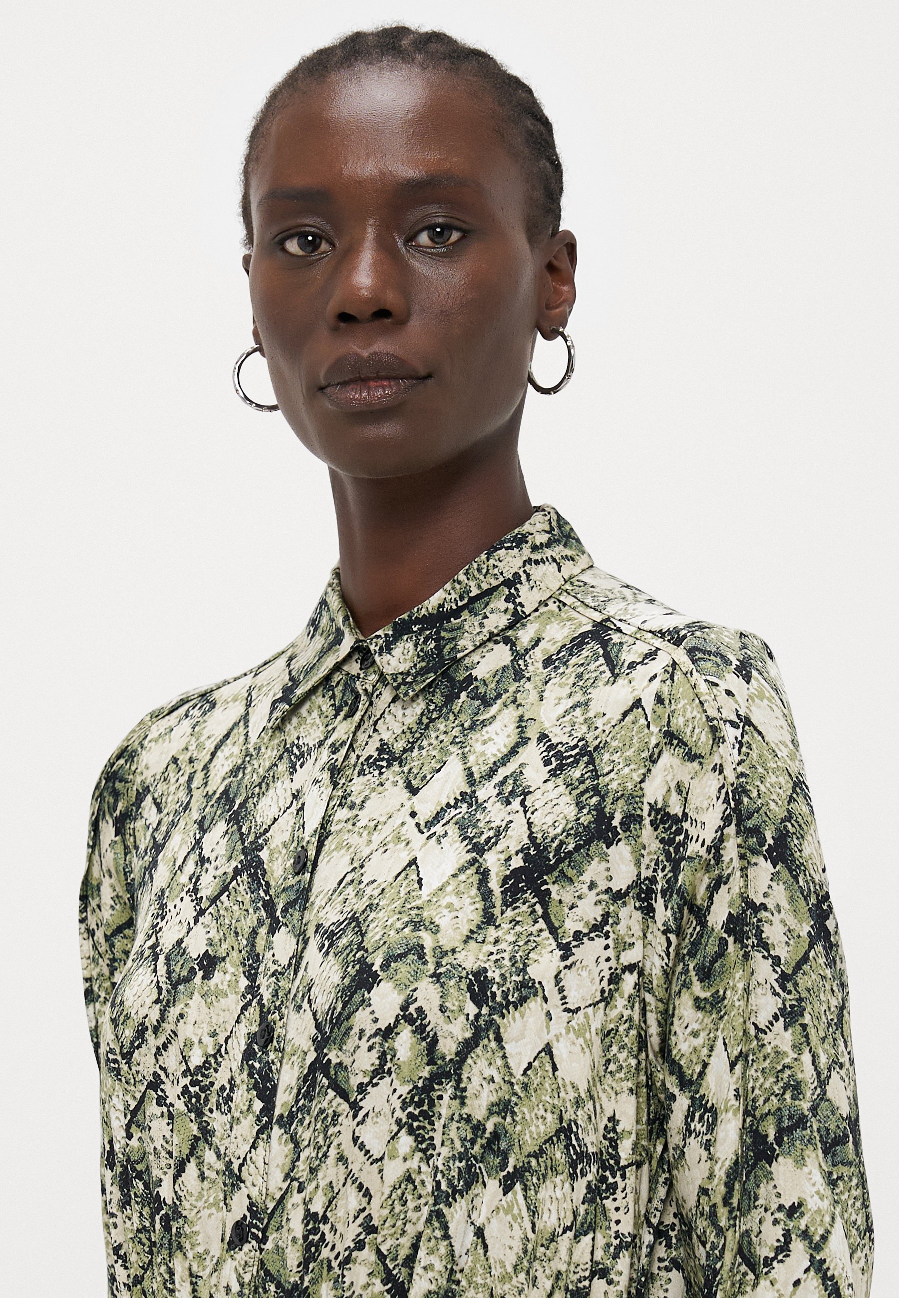 Vero Moda Tall VMCINDY Kleid - Maxikleid - Eukalyptus