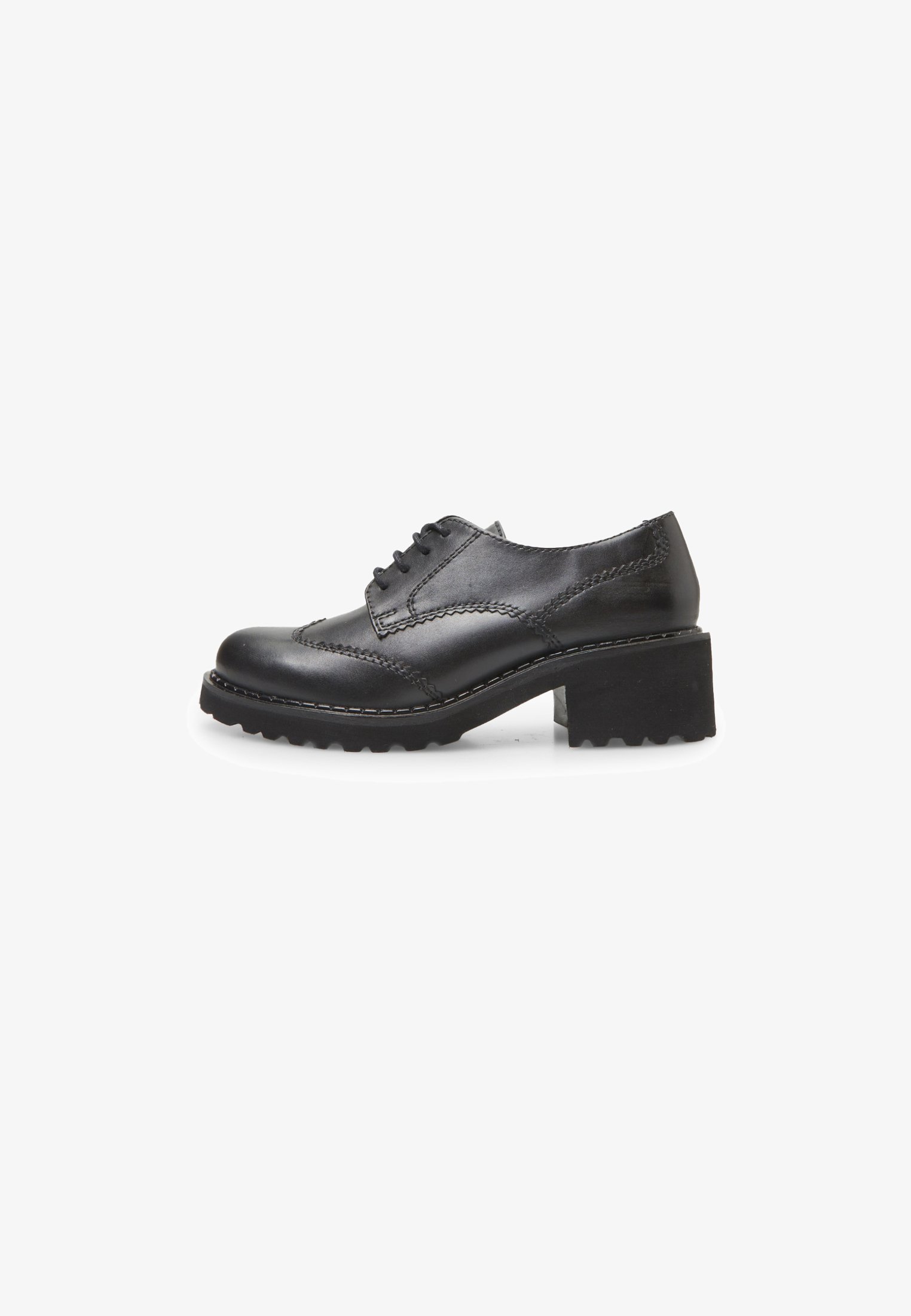 Bata suvarstomi aukštakulniai - juoda