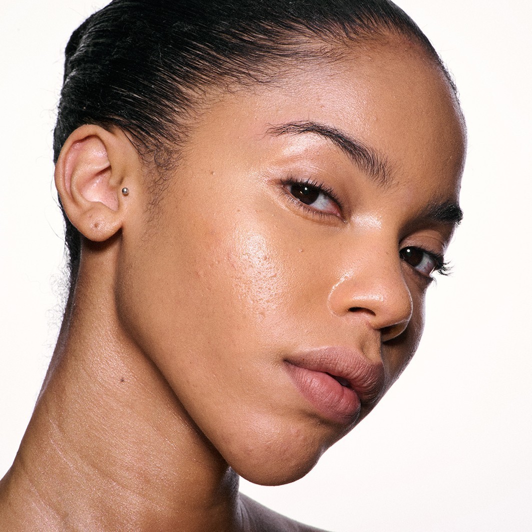 MAC izgaismotājs Skinfinish Lightstruck - 15 ml