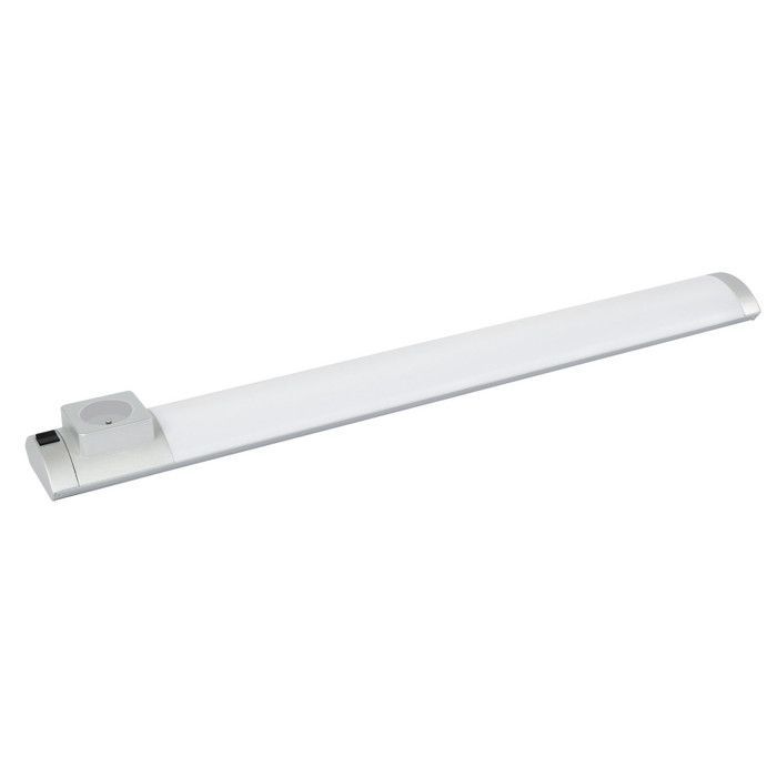 Réglette led cuisine 68 cm avec interrupteur et prise - argent