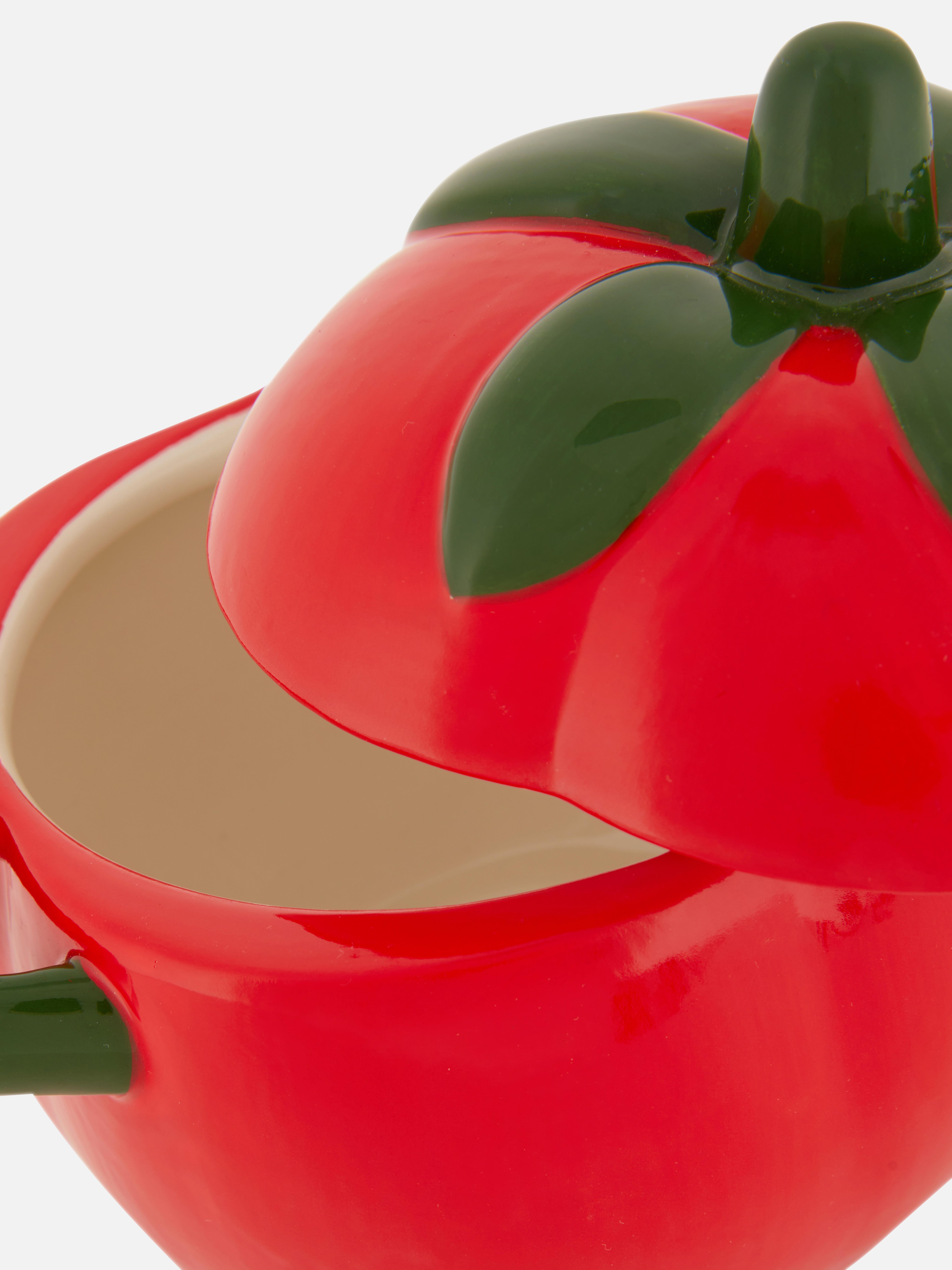 Ramekin în formă de roșie. Cu acest ramekin, roșia este ingredientul secret pentru toate preparatele tale.