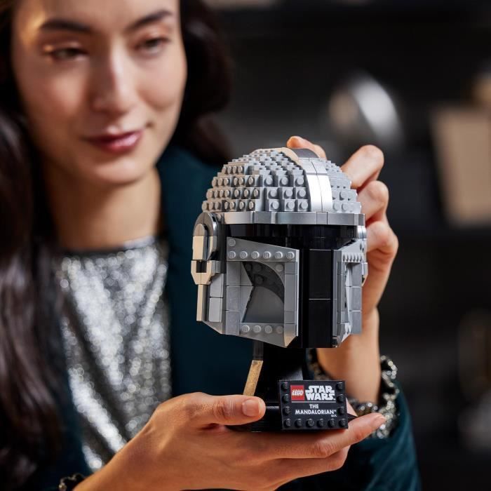 LEGO® 75328 Star Wars The Mandalorian's Helmet Collectible Model Kit, Decoration and Gift for Adults