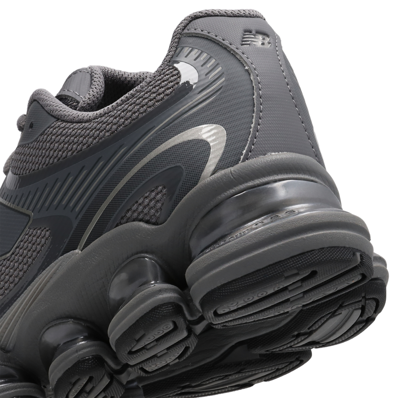 New Balance Abzorb 2000
