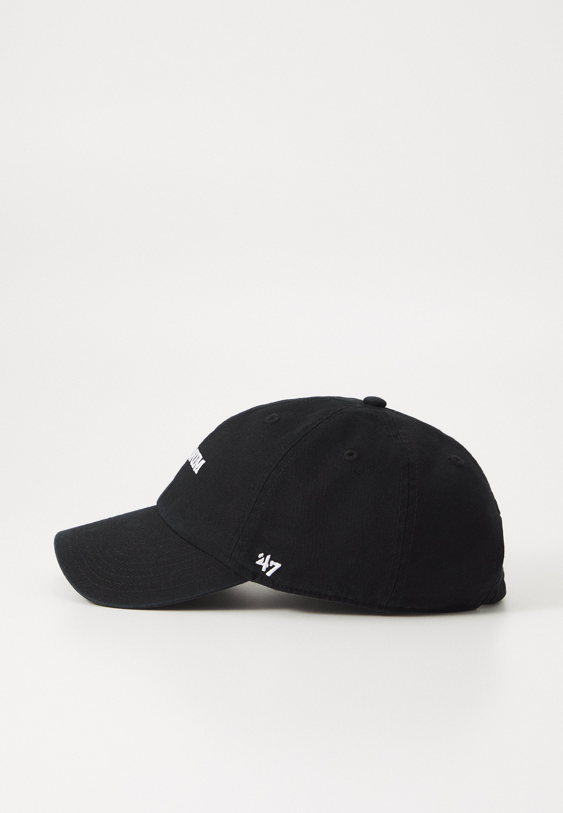 '47 Caps