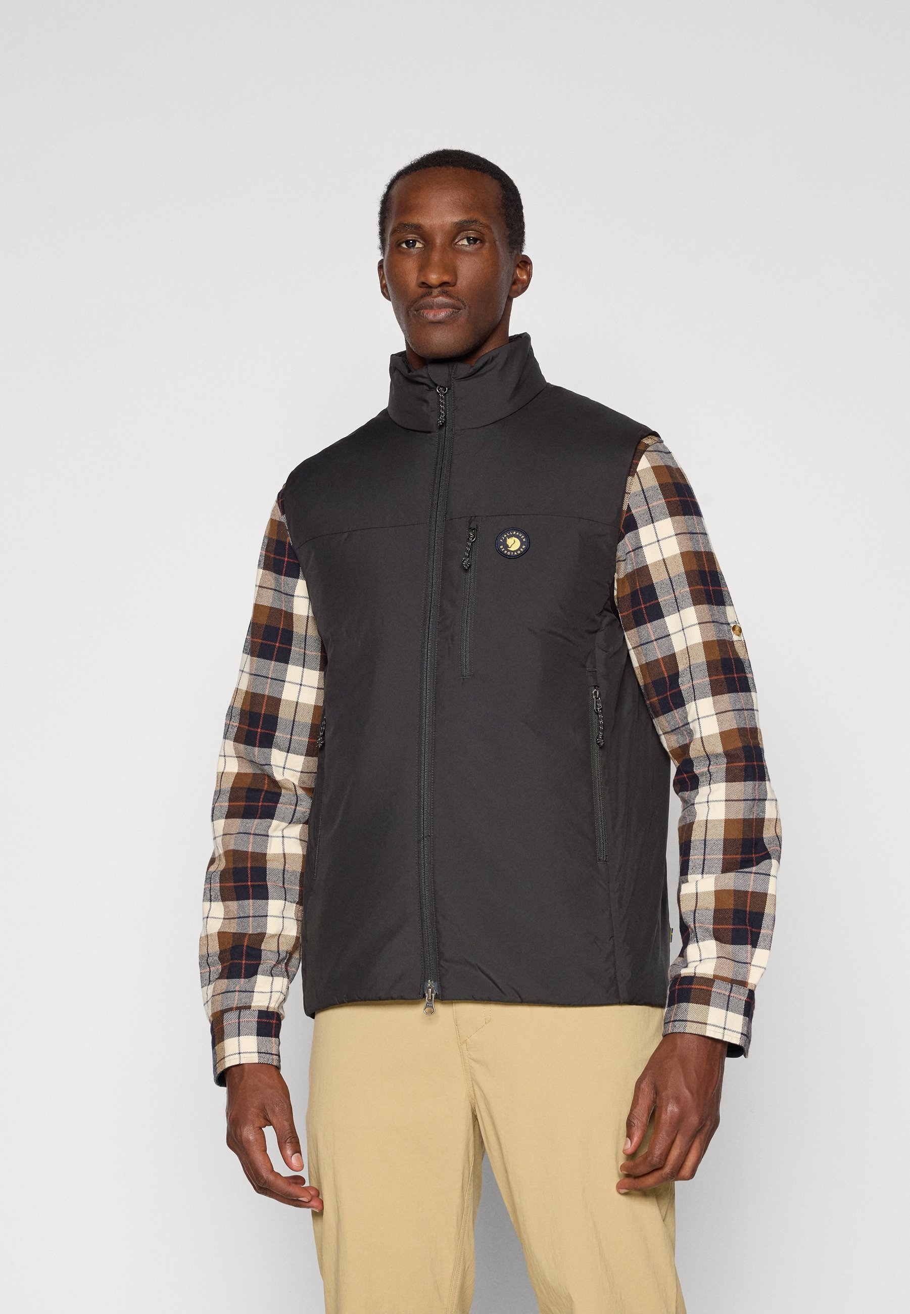 Fjällräven BERGTAGEN 60 INSULATION VEST M - Vesta - čierna