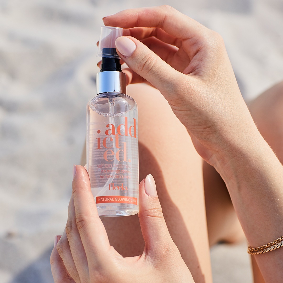 Švytinčios odos veido purškiklis „Fleeky“ – savaiminio įdegio priemonė – 100 ml