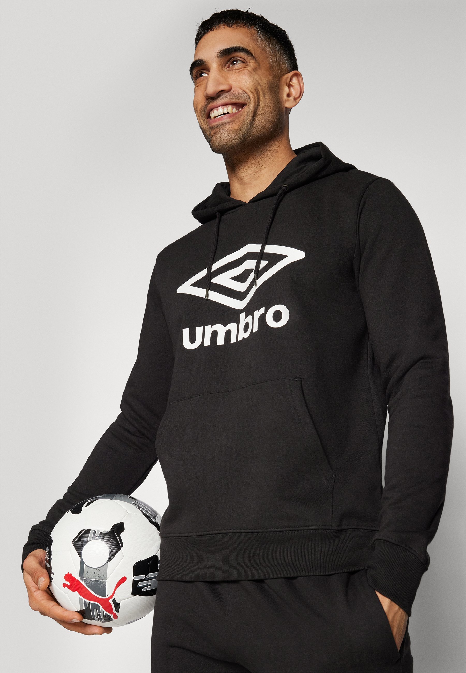 Sweat à capuche Umbro TEAM - Noir et blanc