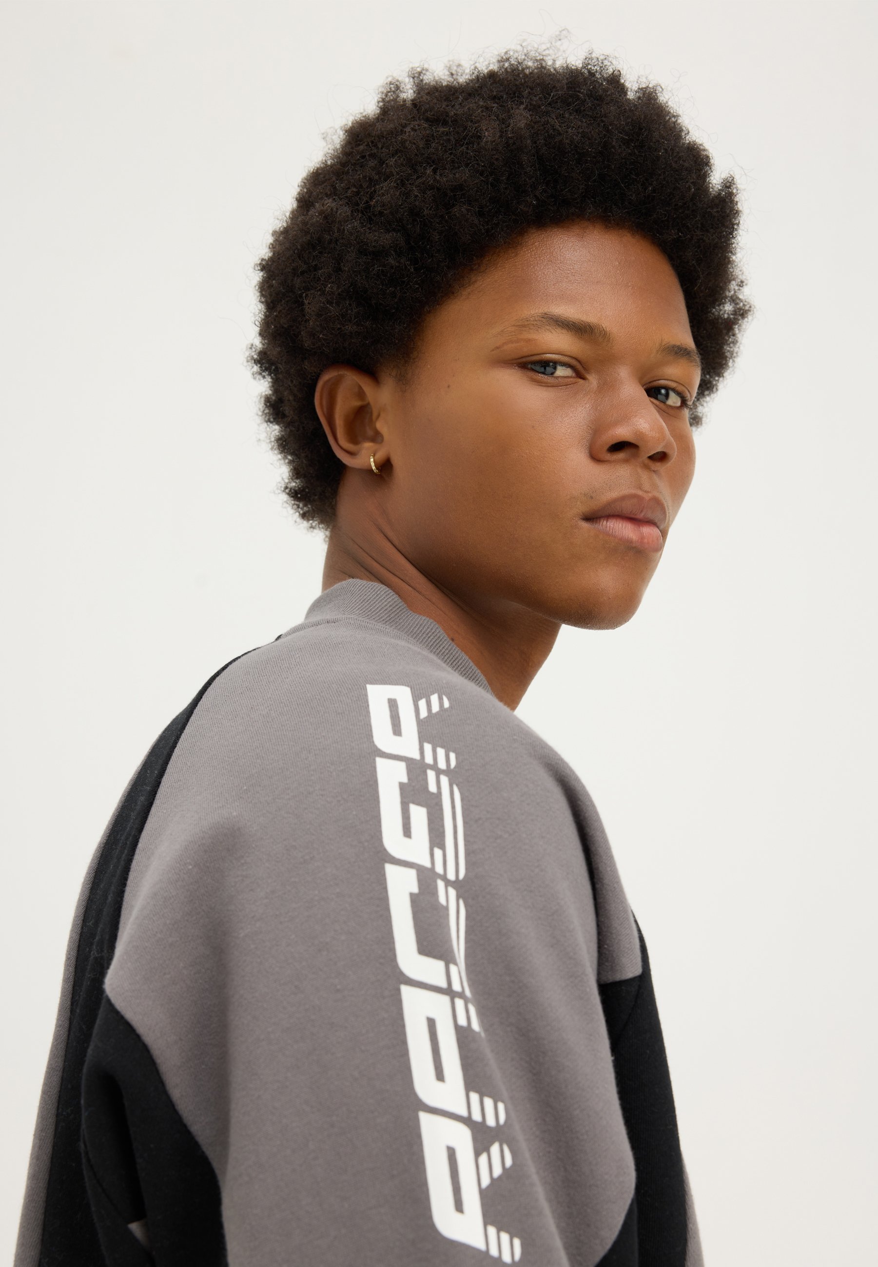 YOURTURN SILVER RACER CREW OVERSIZED UNISEX - Mikina - black