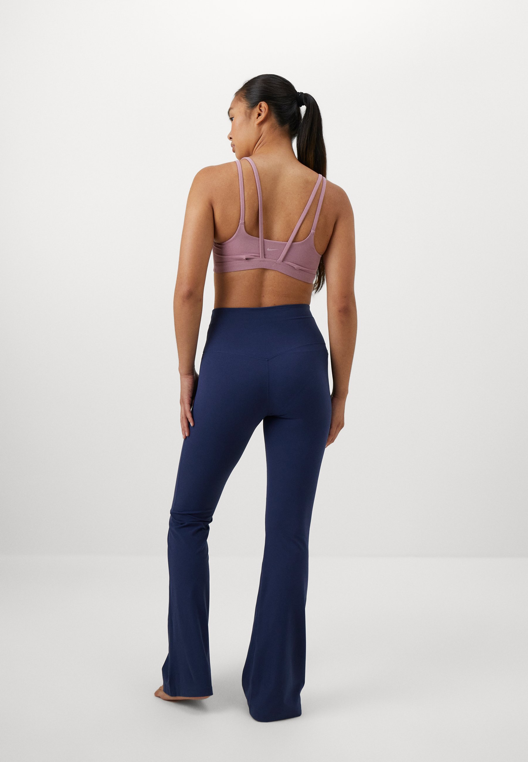 Nike Performance ZENVY FLARE - Leggings - middernachtblauw/zwart
