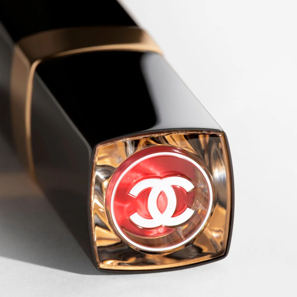 ROUGE COCO FLASH - COLORE, BRILLANTEZZA E INTENSITÀ IN UN FLASH