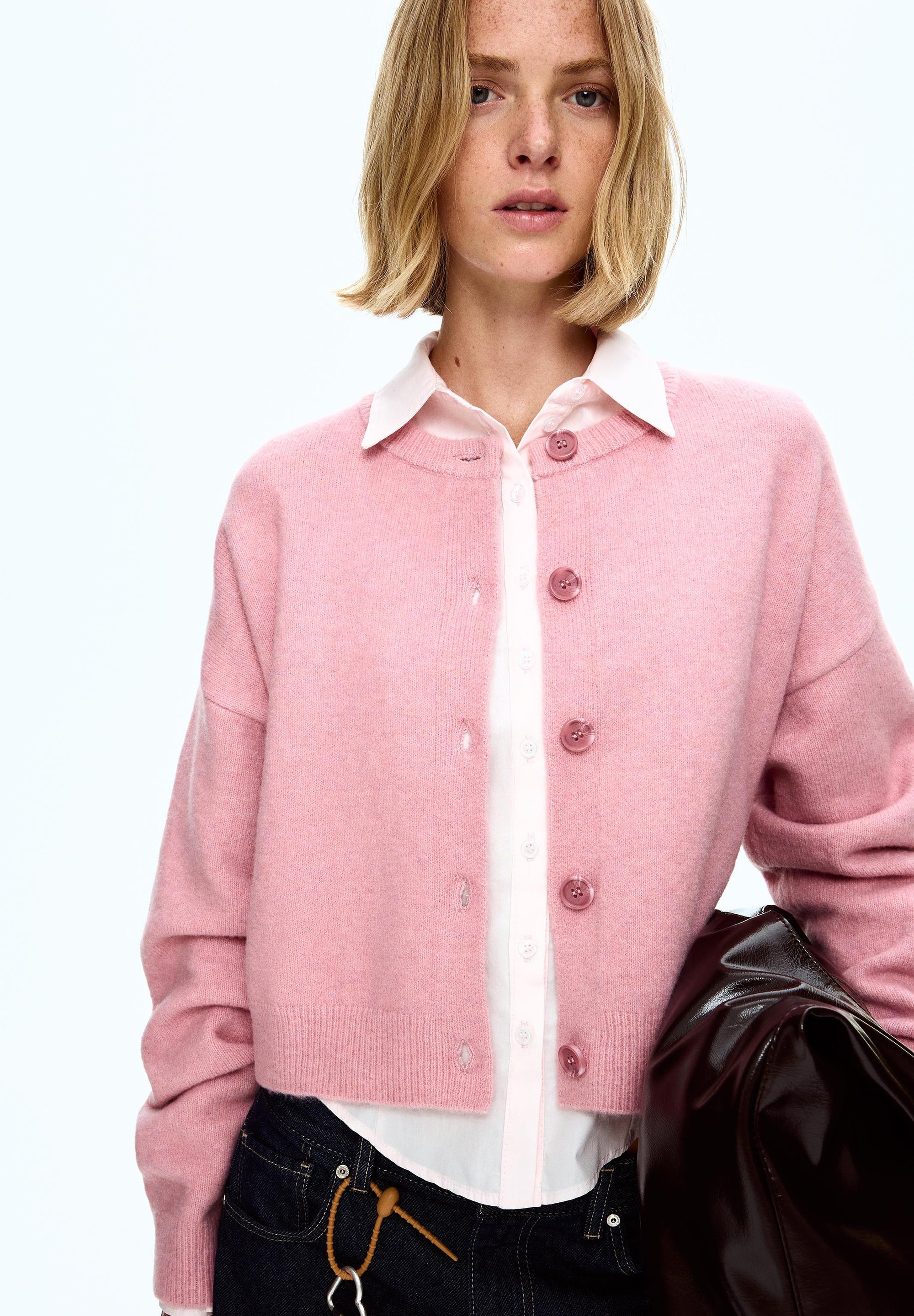 Bershka Soft Touch met knoopsluiting - Cardigan - lichtroze