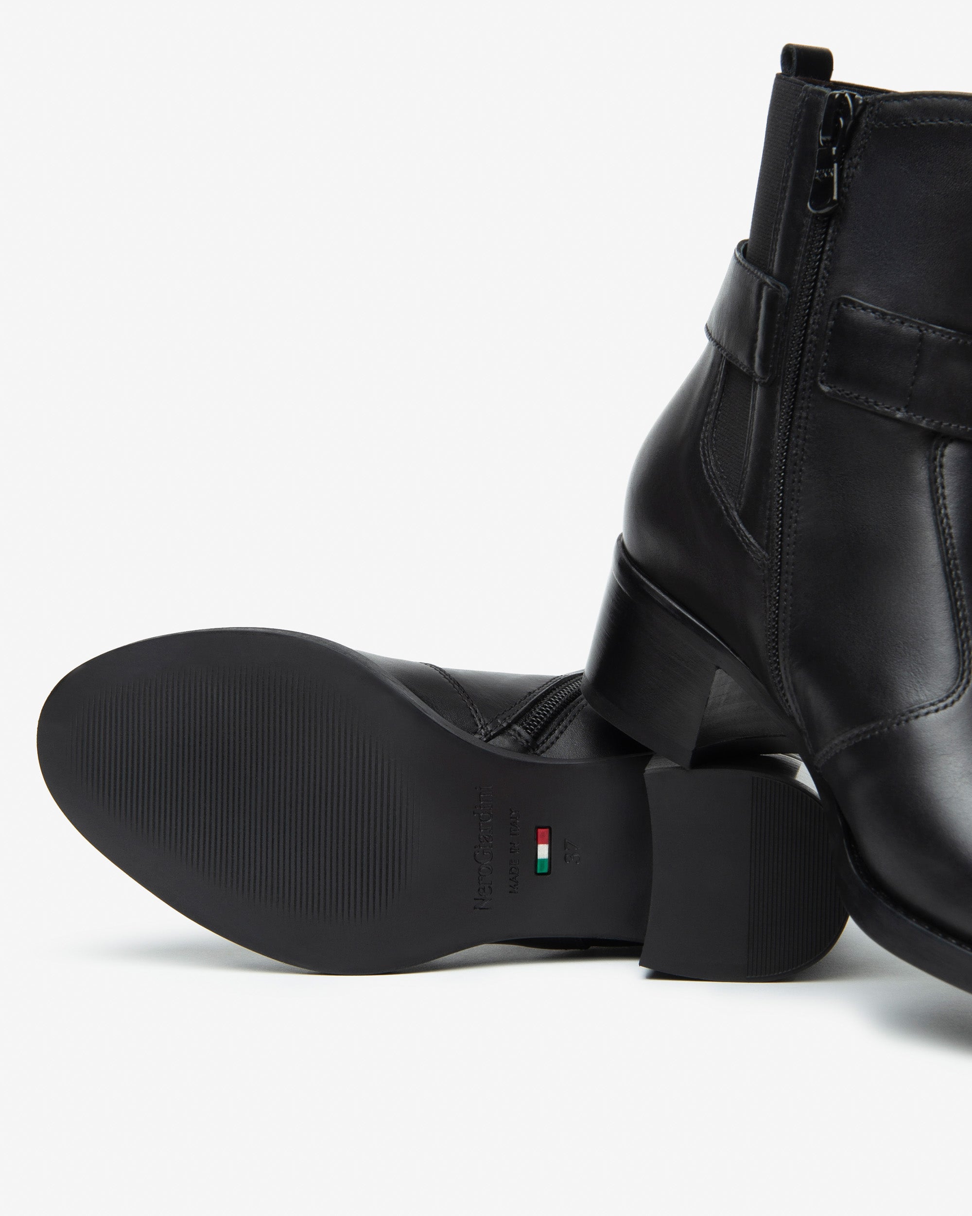  Damen-Ankle-Boots aus Leder und Stoff