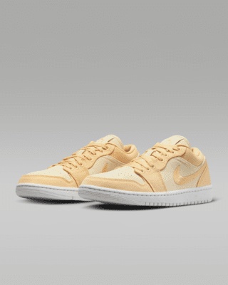 Air Jordan 1 Low SE Women's Shoes