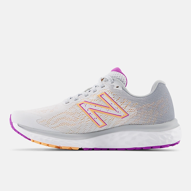 Damskie buty Fresh Foam 680v7 – quarcowo-szary av aluminiowym szarym wykończeniem and efektem Solar Flare