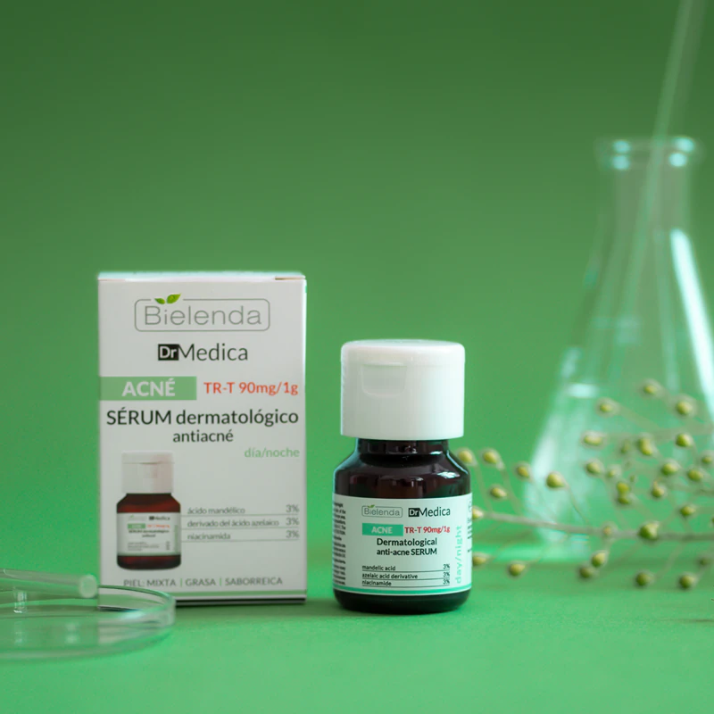Bielenda Dr Medica sérum na akné, ktoré redukuje nadmerný maz a príznaky akné