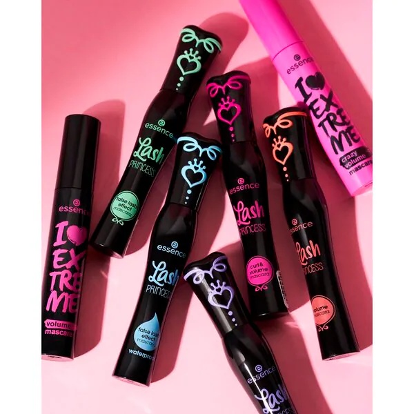 Maskara za volumen Essence I Love Extreme 01 Black