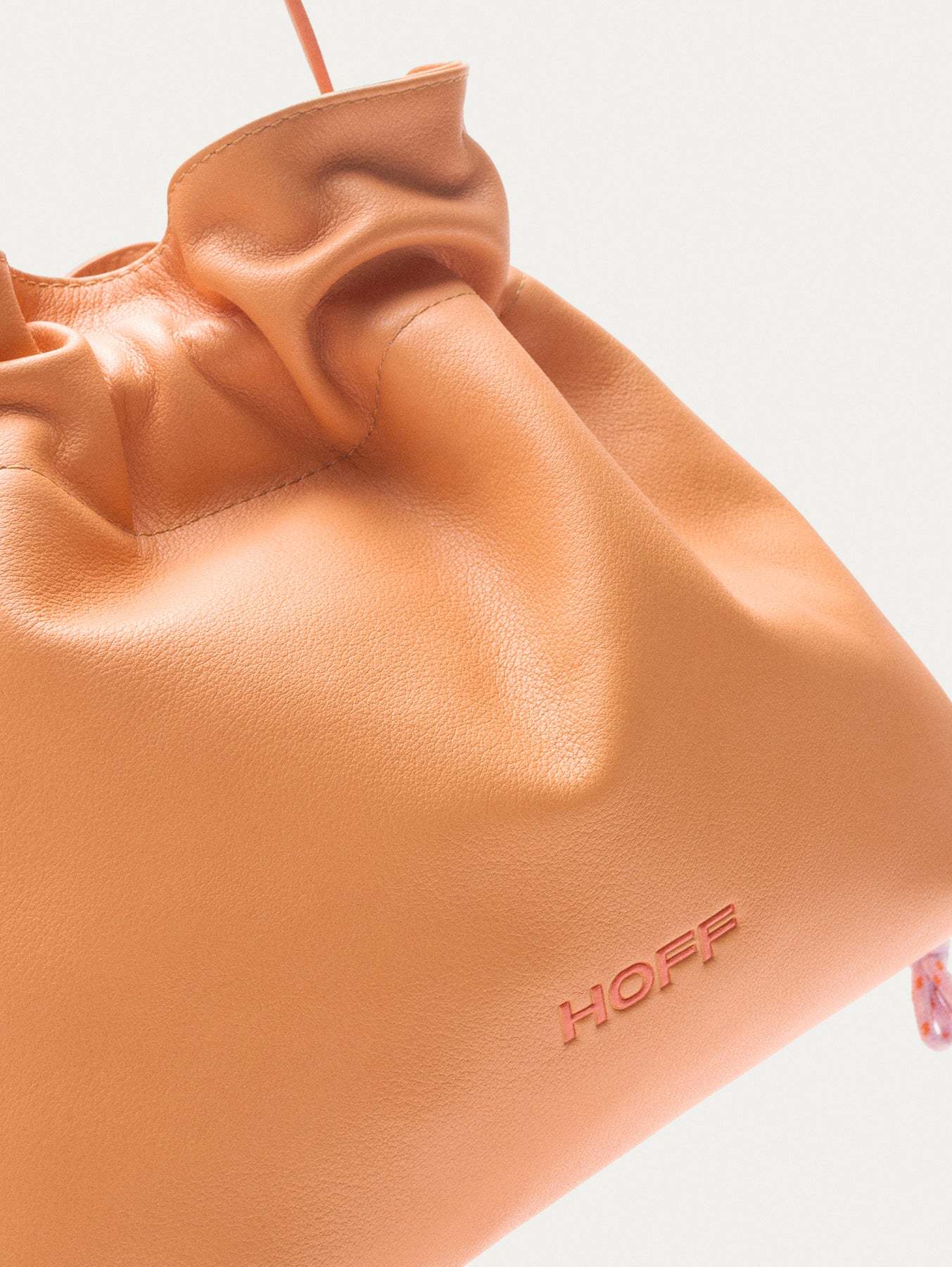 BOLSO CUERDAS PIEL COACHELLA MELOCOTON