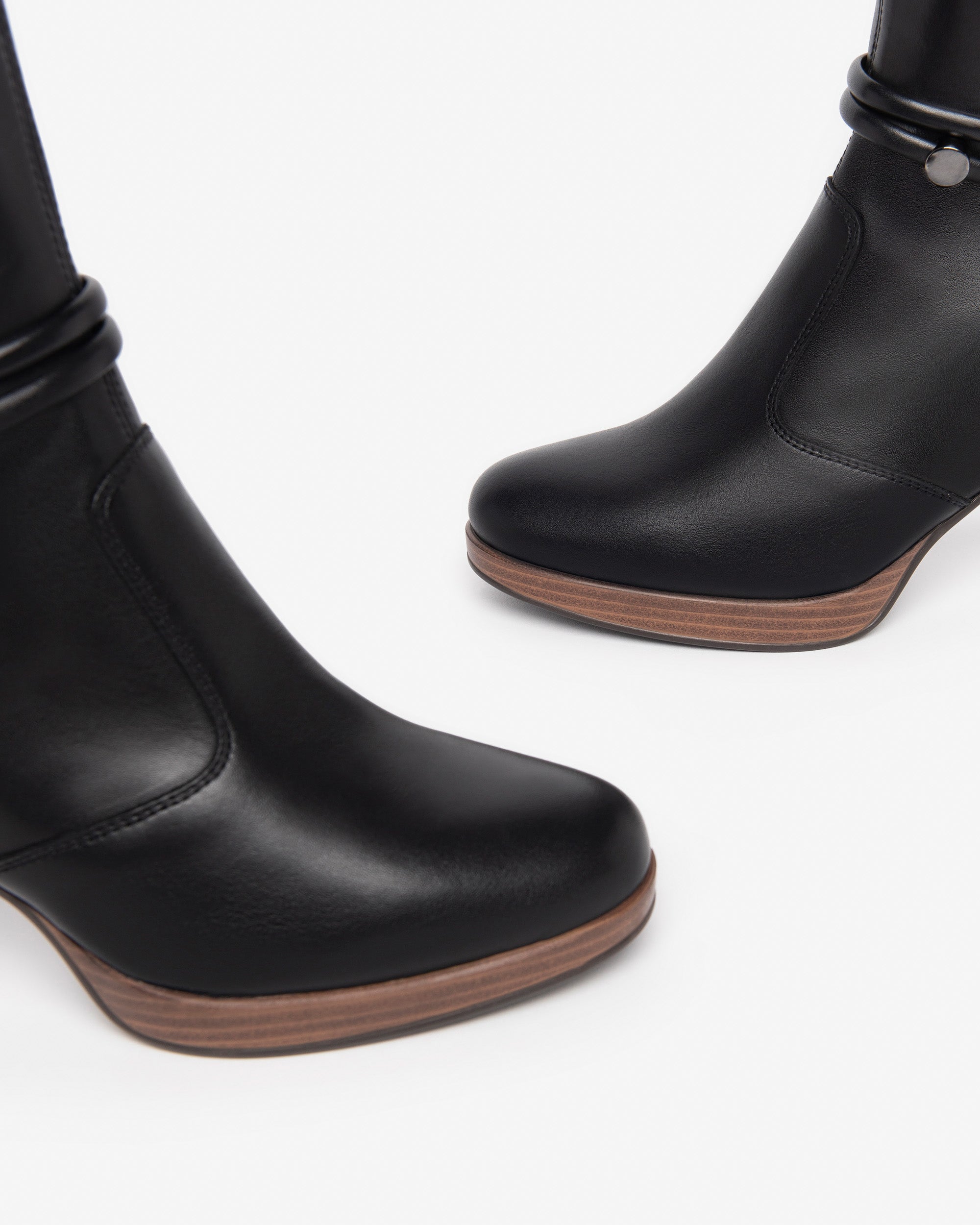  Damen-Lederstiefel