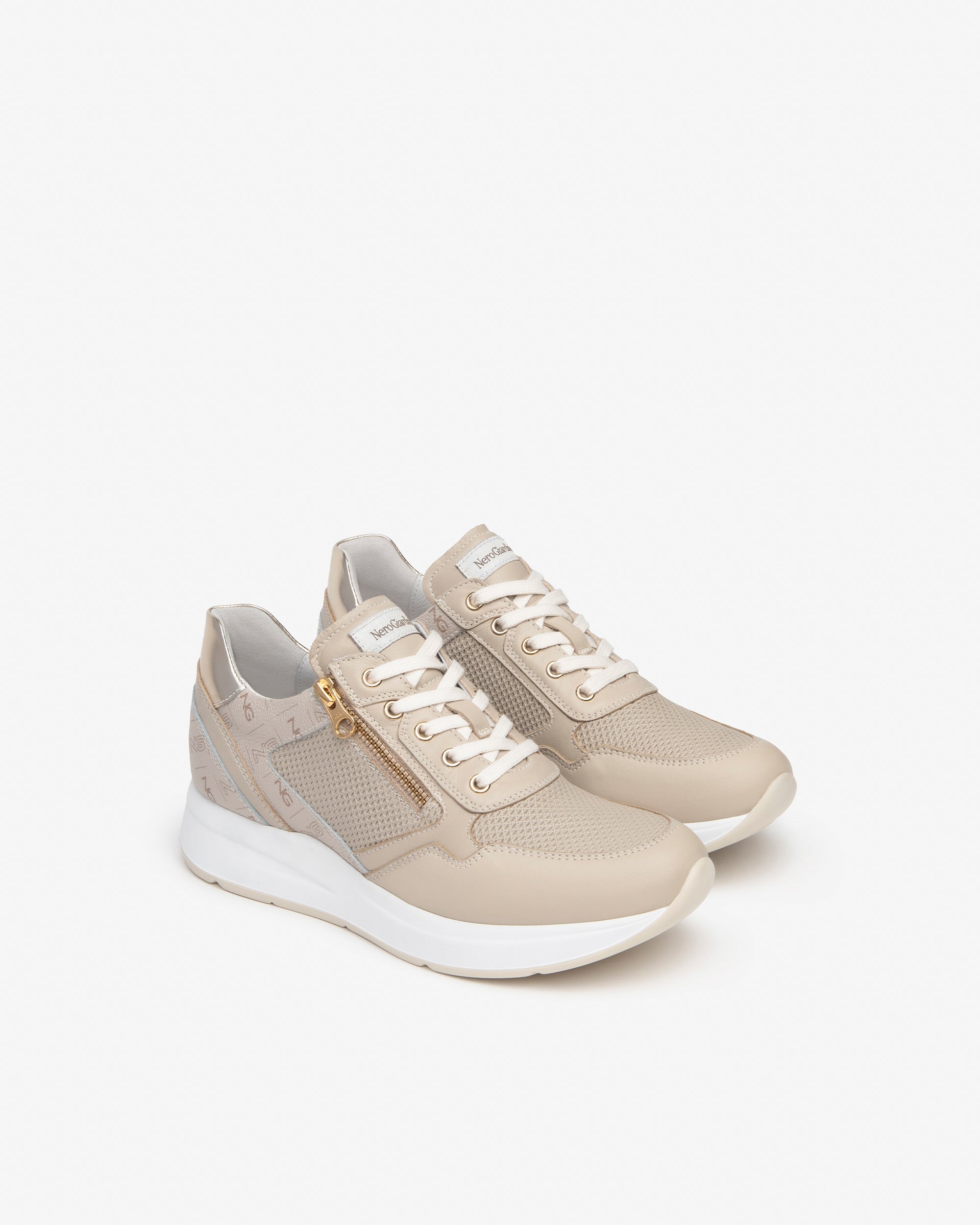  Baskets pour femmes en cuir et matériaux techniques