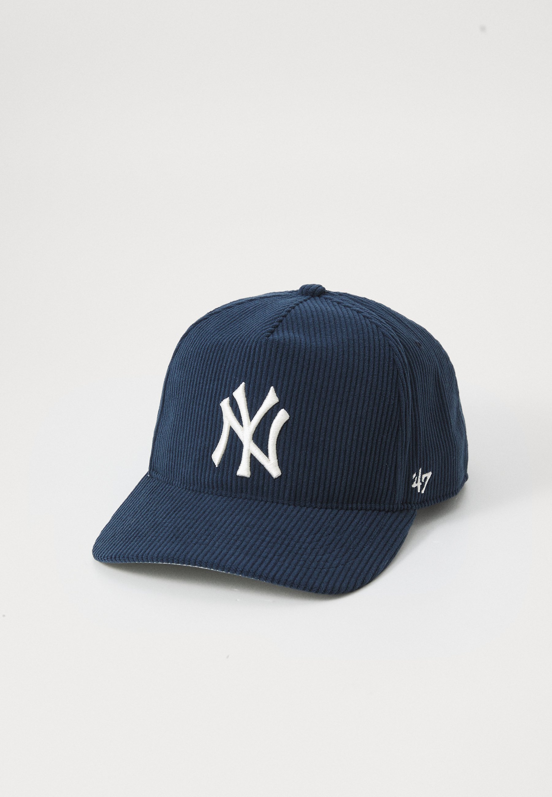 '47 Caps