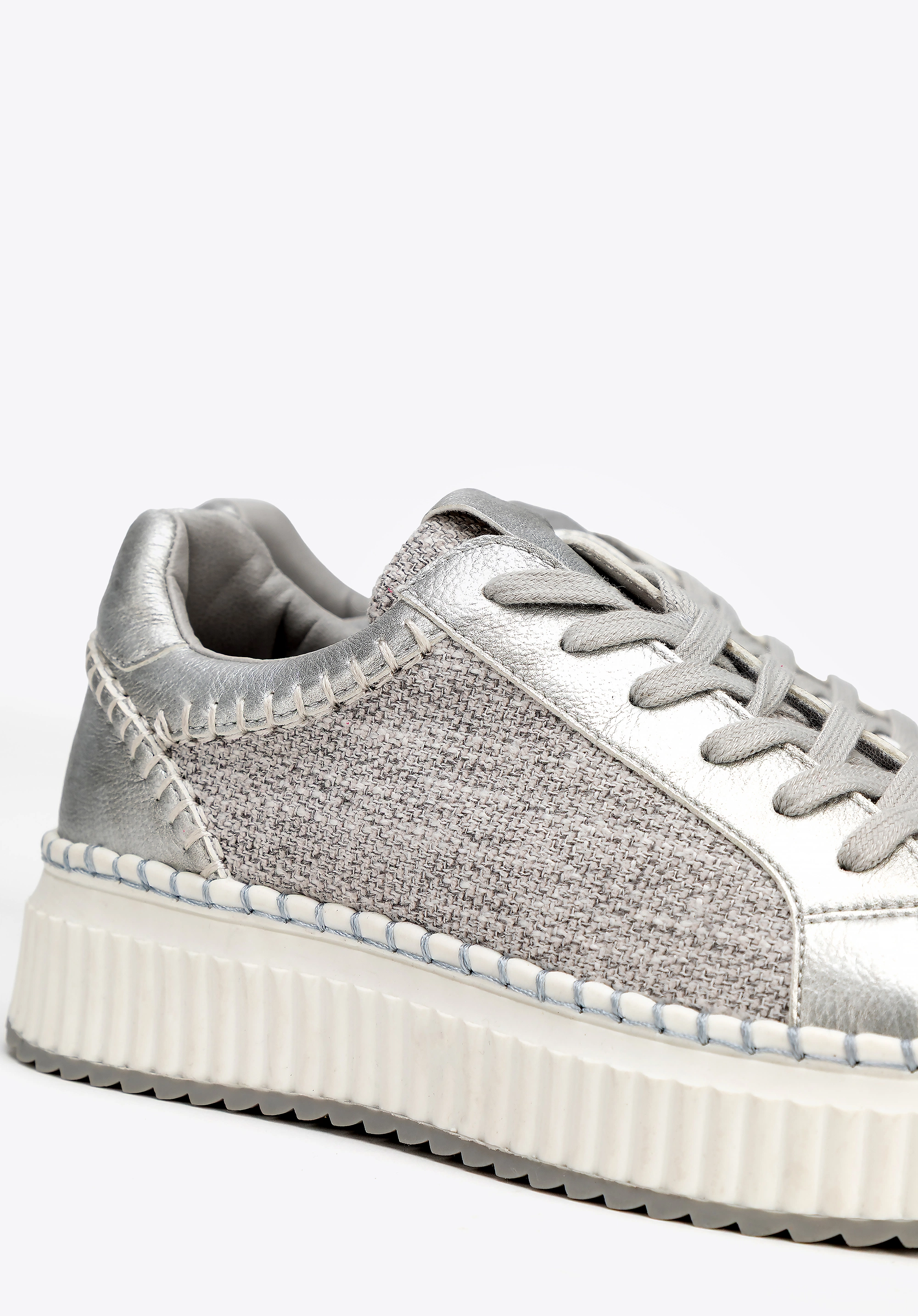 Damskie sneakersy z materiału włókienniczego i ekoskóry szaro-srebrne