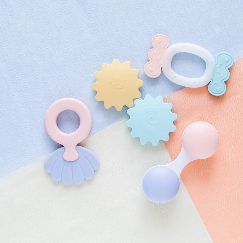 Canpol babies Pastels barškutis ir kramtukas dovanų rinkinys 0m+