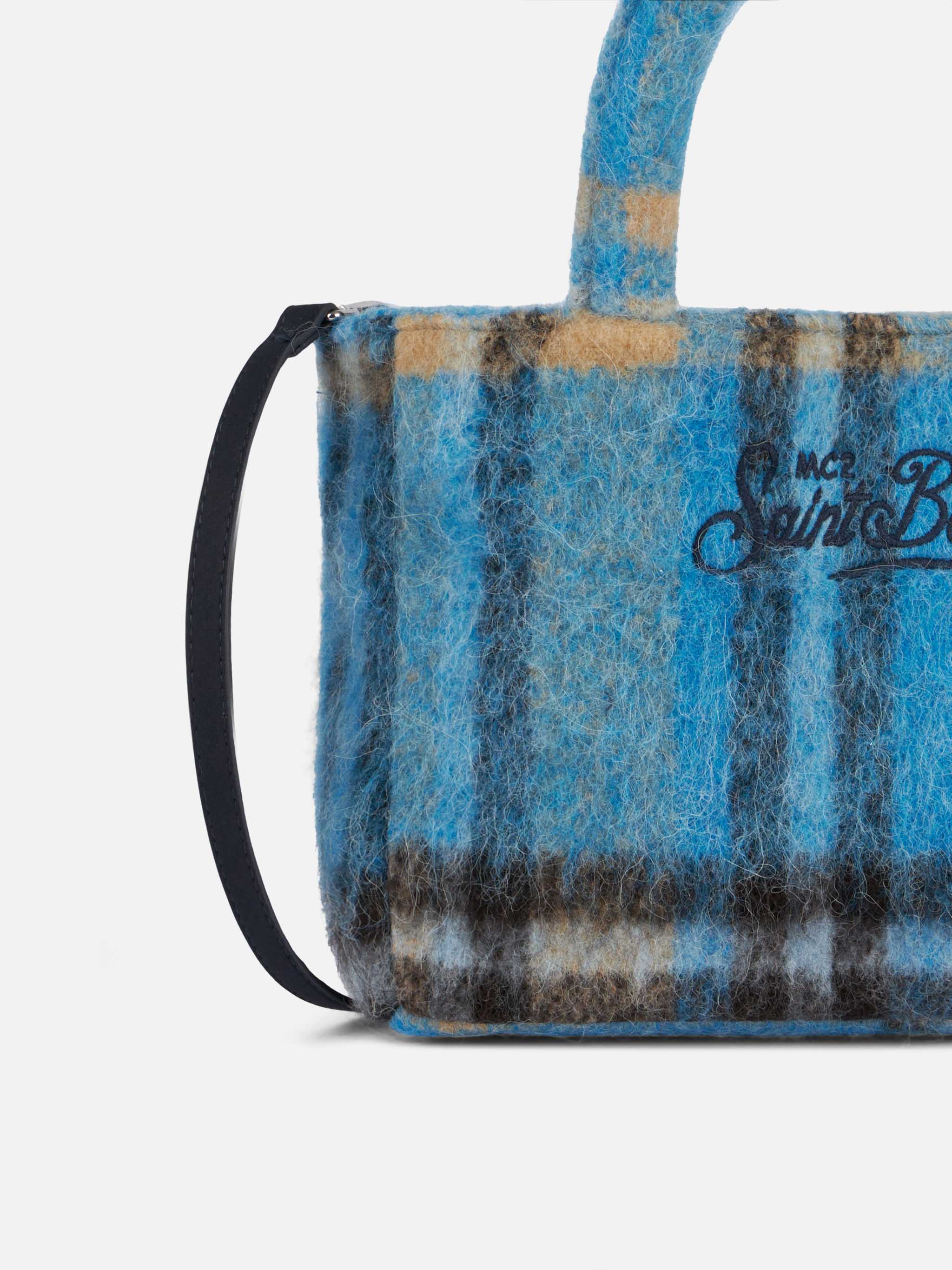 Clarine tas van zachte wol met tartanpatroon
