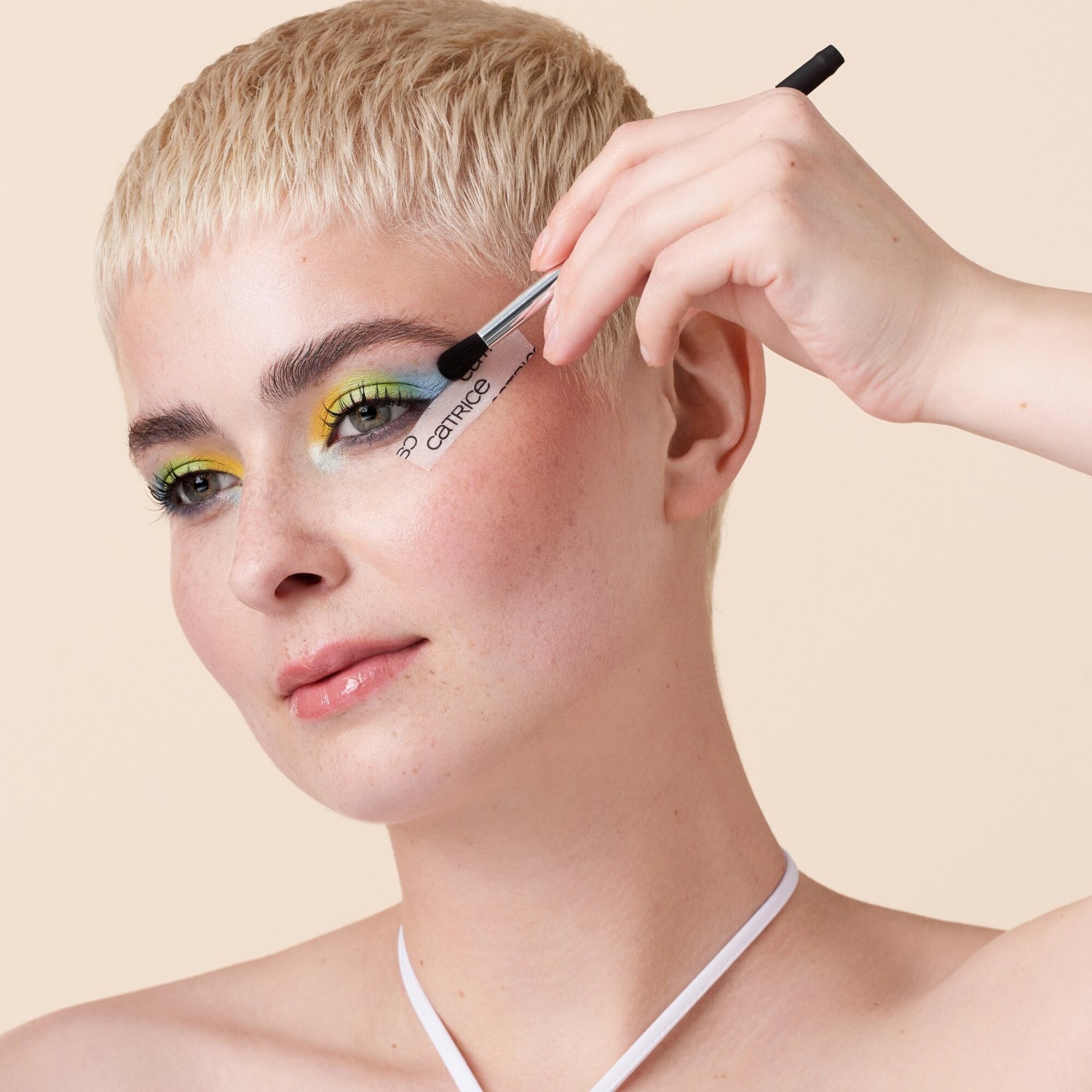 Catrice Magic Perfectors Cosmetic Tape ruban adhésif maquillage
