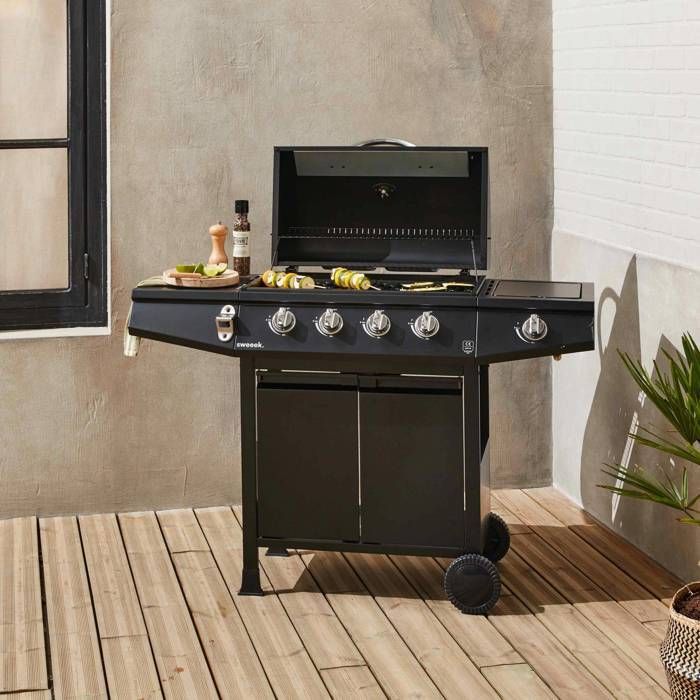 Barbecue gaz 4 brûleurs + 1 feu latéral avec roues, tablettes, thermomètre et housse TREVILLE 4 AVEC HOUSSE