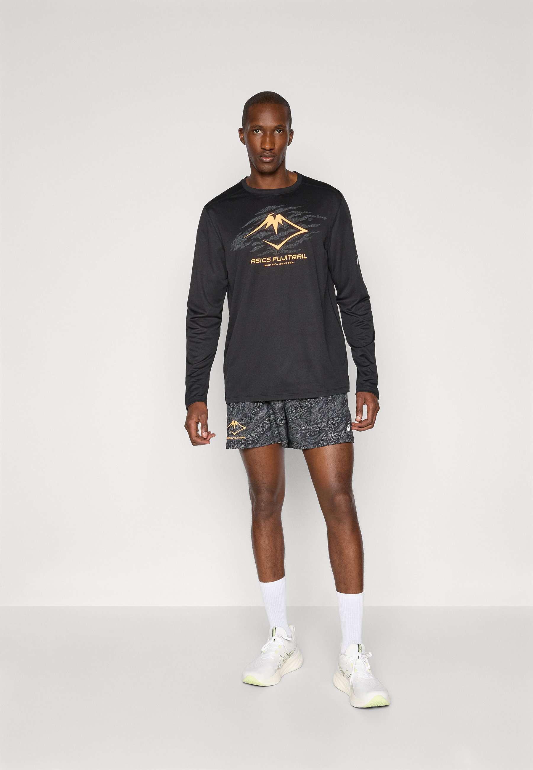 Maglia a maniche lunghe ASICS FUJITRAIL LOGO TOP - nera performante