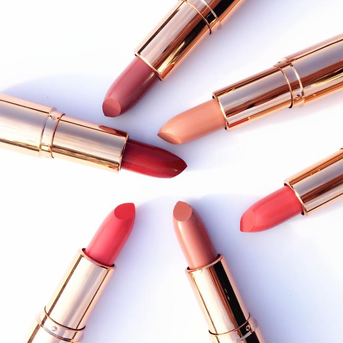 Batom de luxo na cor nude aveludado matte, hidratante de longa duração, Batom, pigmentos sensuais, cosméticos de beleza feminina.