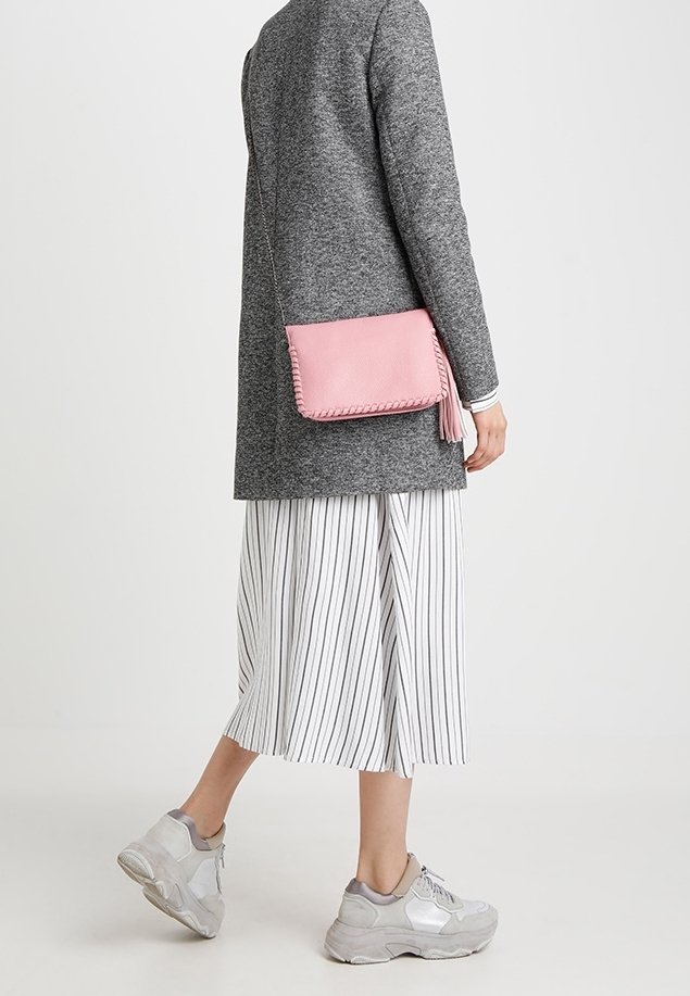 Borsa a tracolla Missguided - rosa