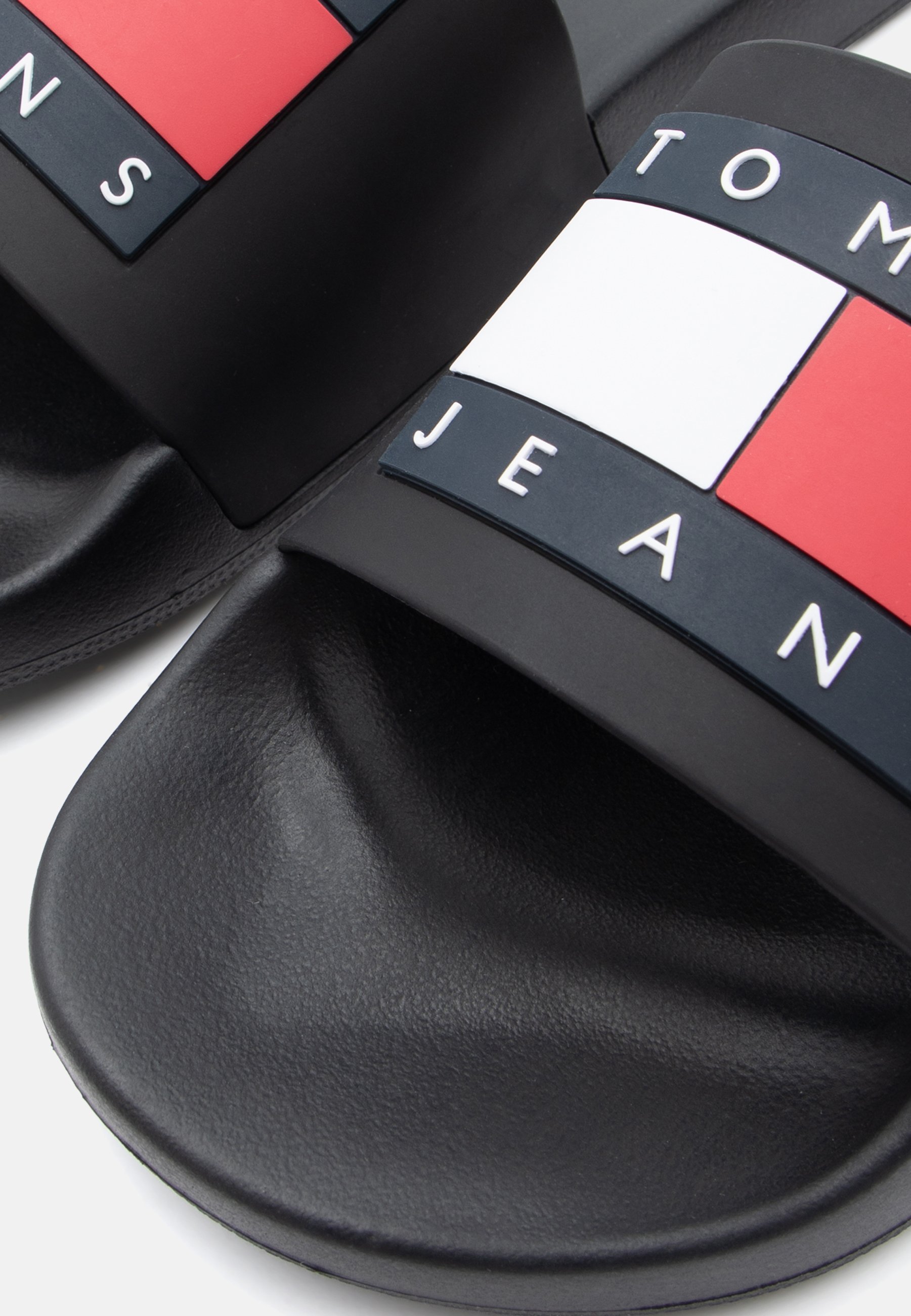 Tongs de piscine Tommy Jeans - noires
