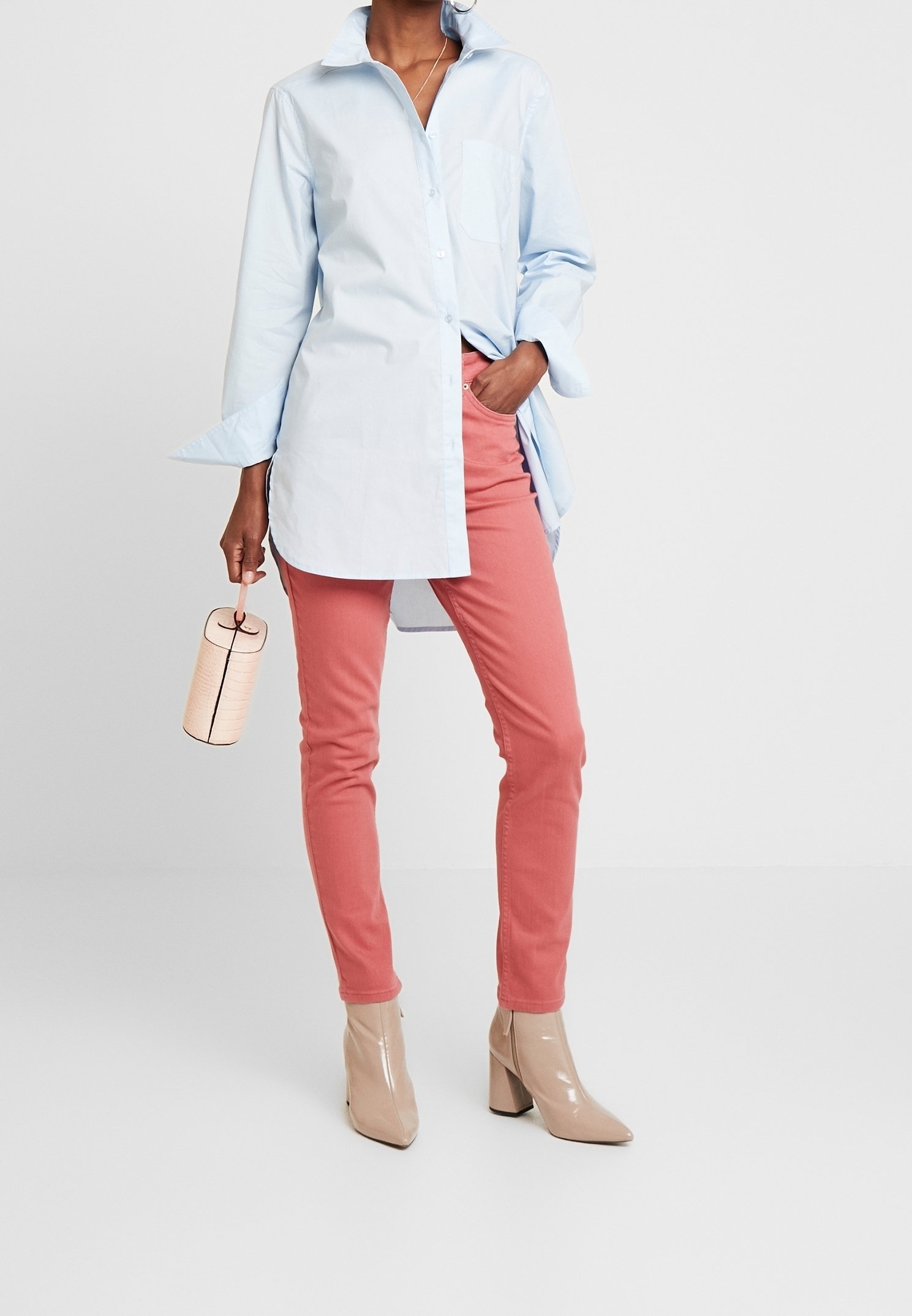 Deel twee: Slim fit jeans - lichtroze