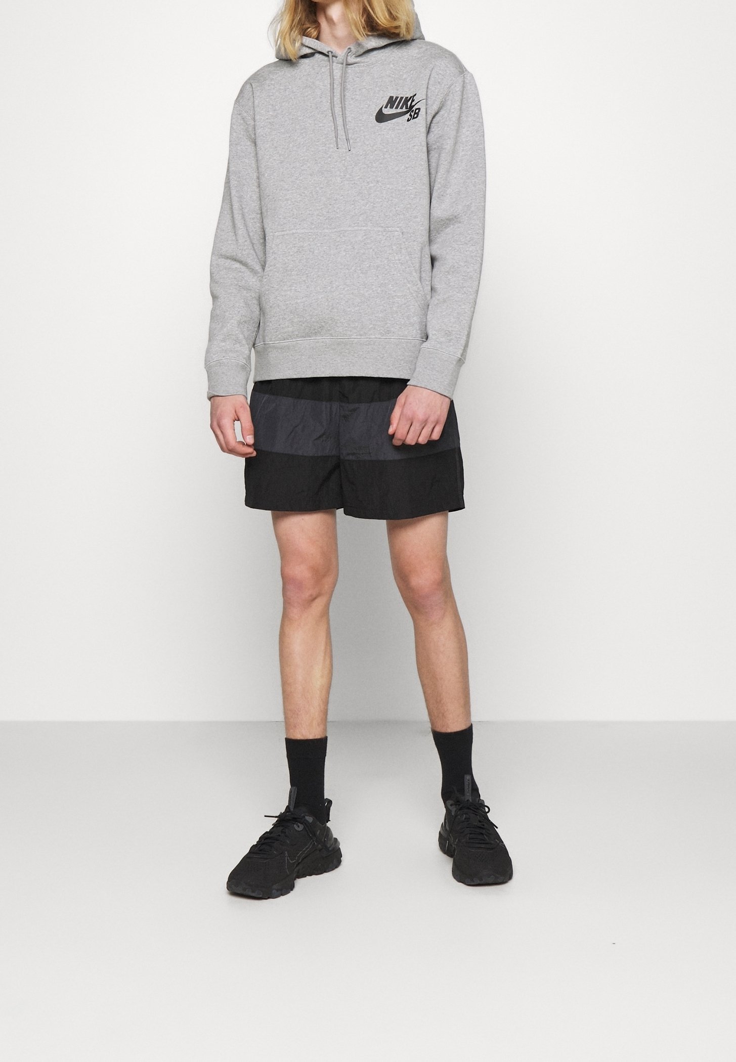 Felpa con cappuccio Nike SB - grigia