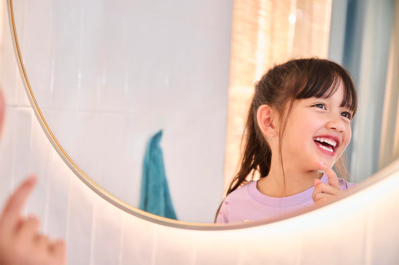 Náhradní hlavice dětského zubního kartáčku Philips Sonicare For Kids 7+ Standard HX6042/90