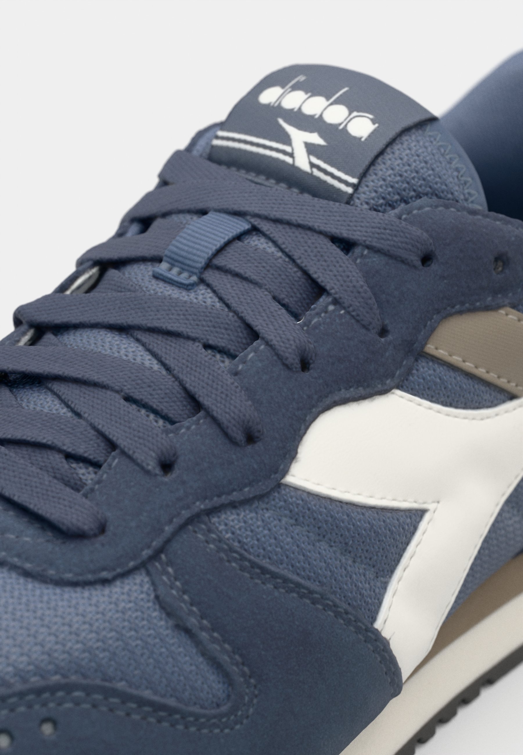 Baskets basses Diadora