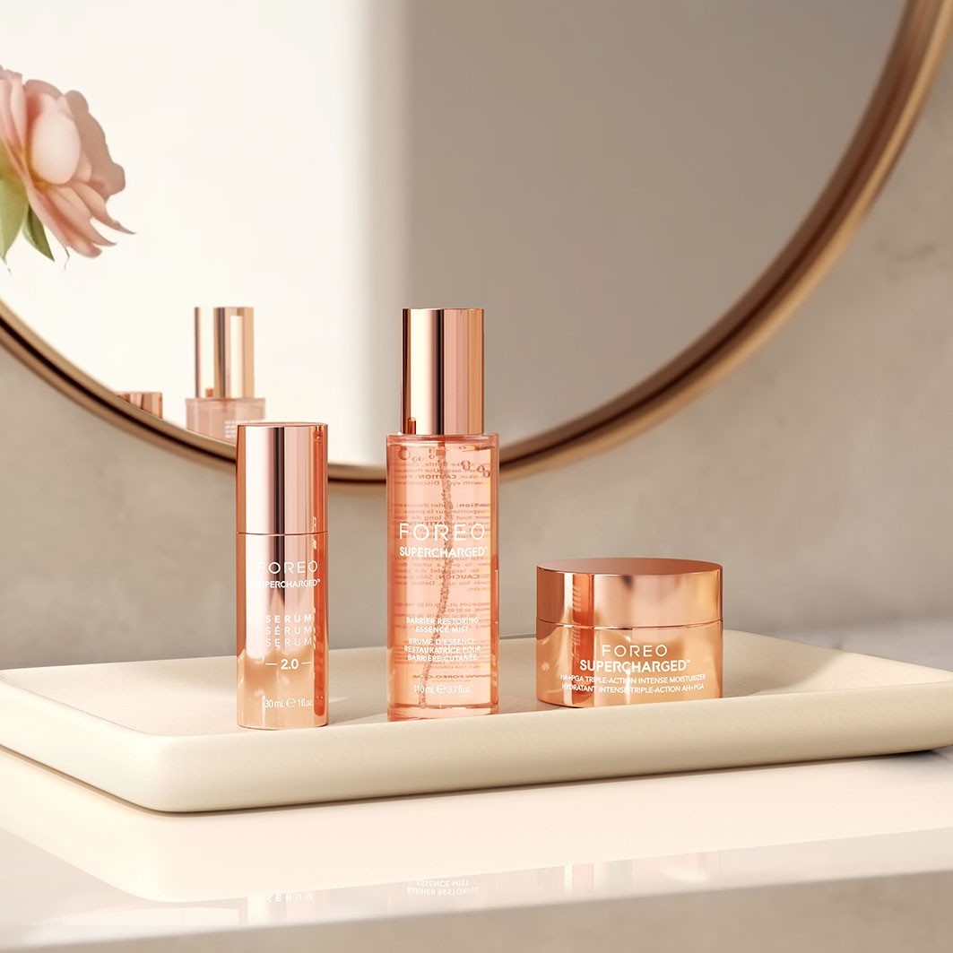 FOREO Pleťový sprej Starostlivosť o pleť FOREO SUPERCHARGED™ Obnovujúca bariéra pleti Essence Mist - 110 ml