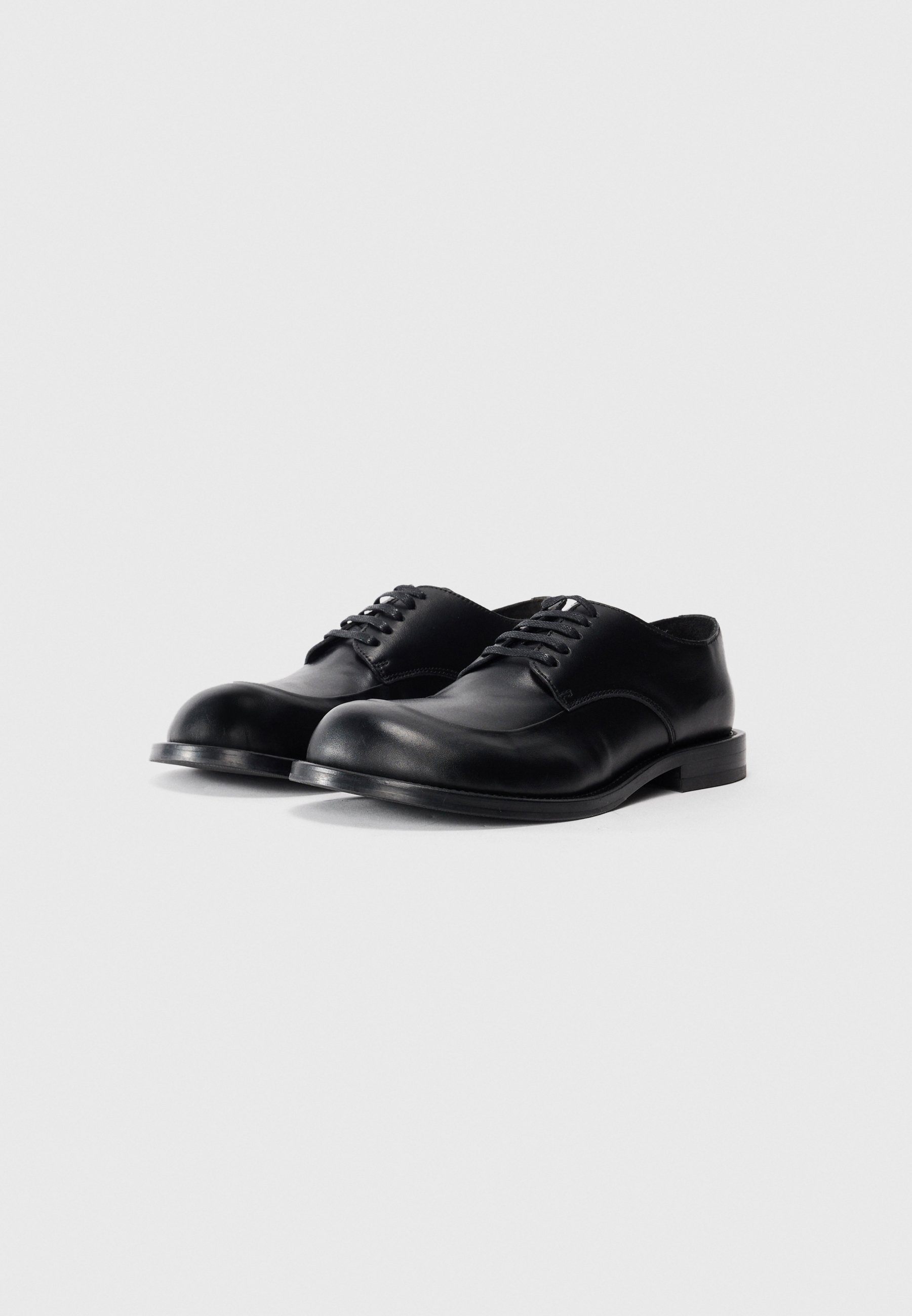 MOSCHINO Scarpe stringate casual - nero