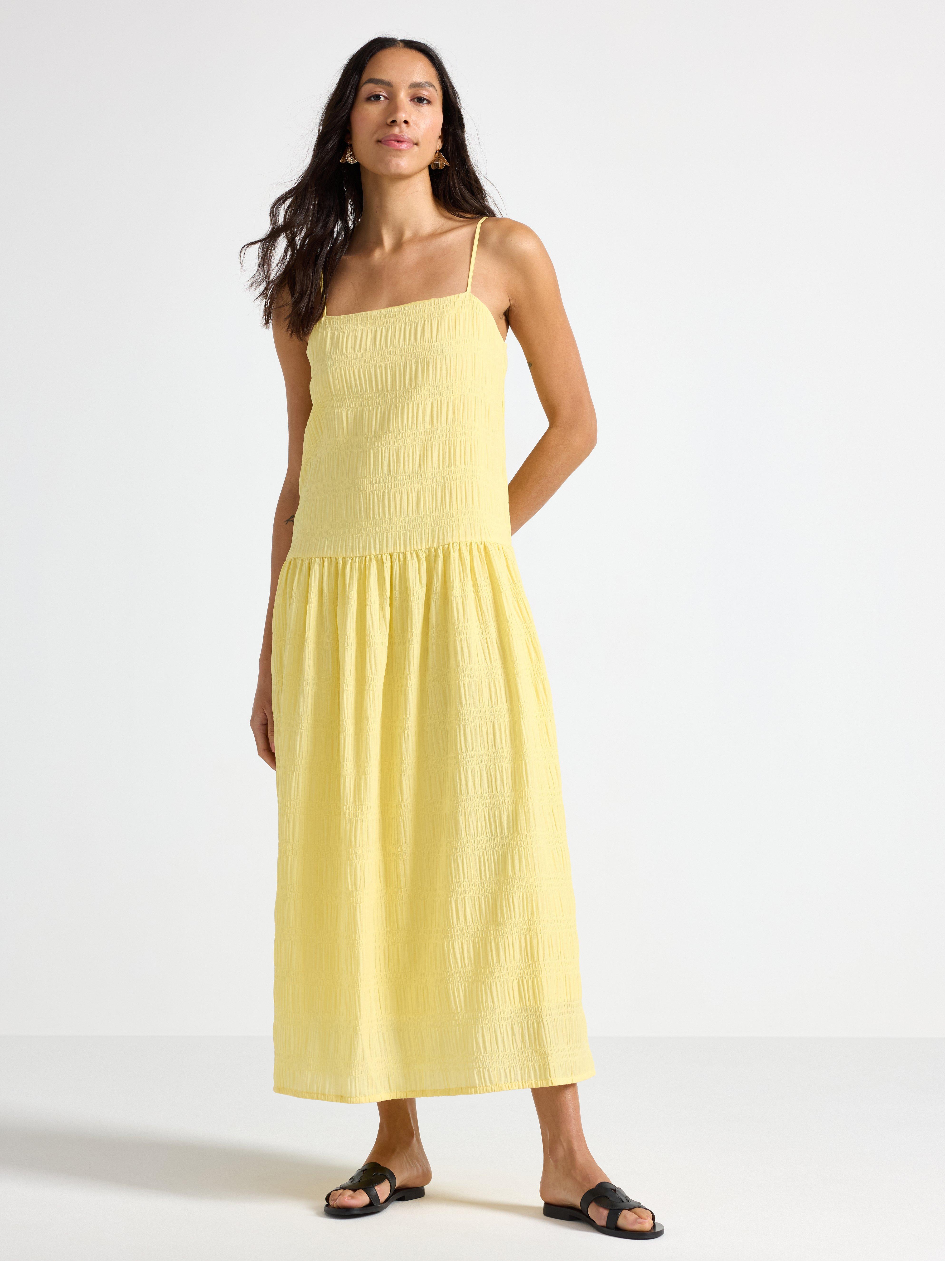 Vestido midi texturizado amarelo claro