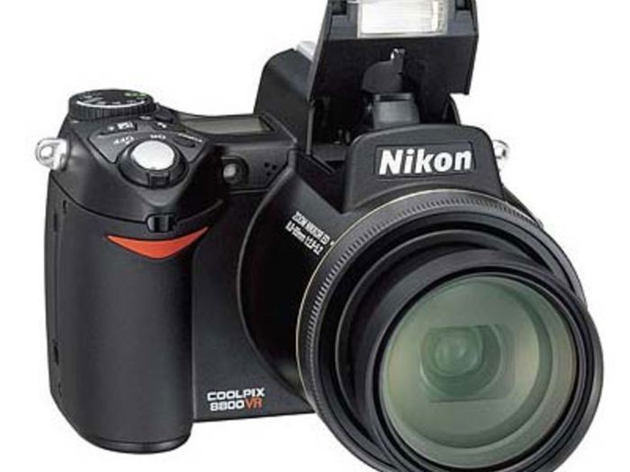 NIKON Coolpix 8800