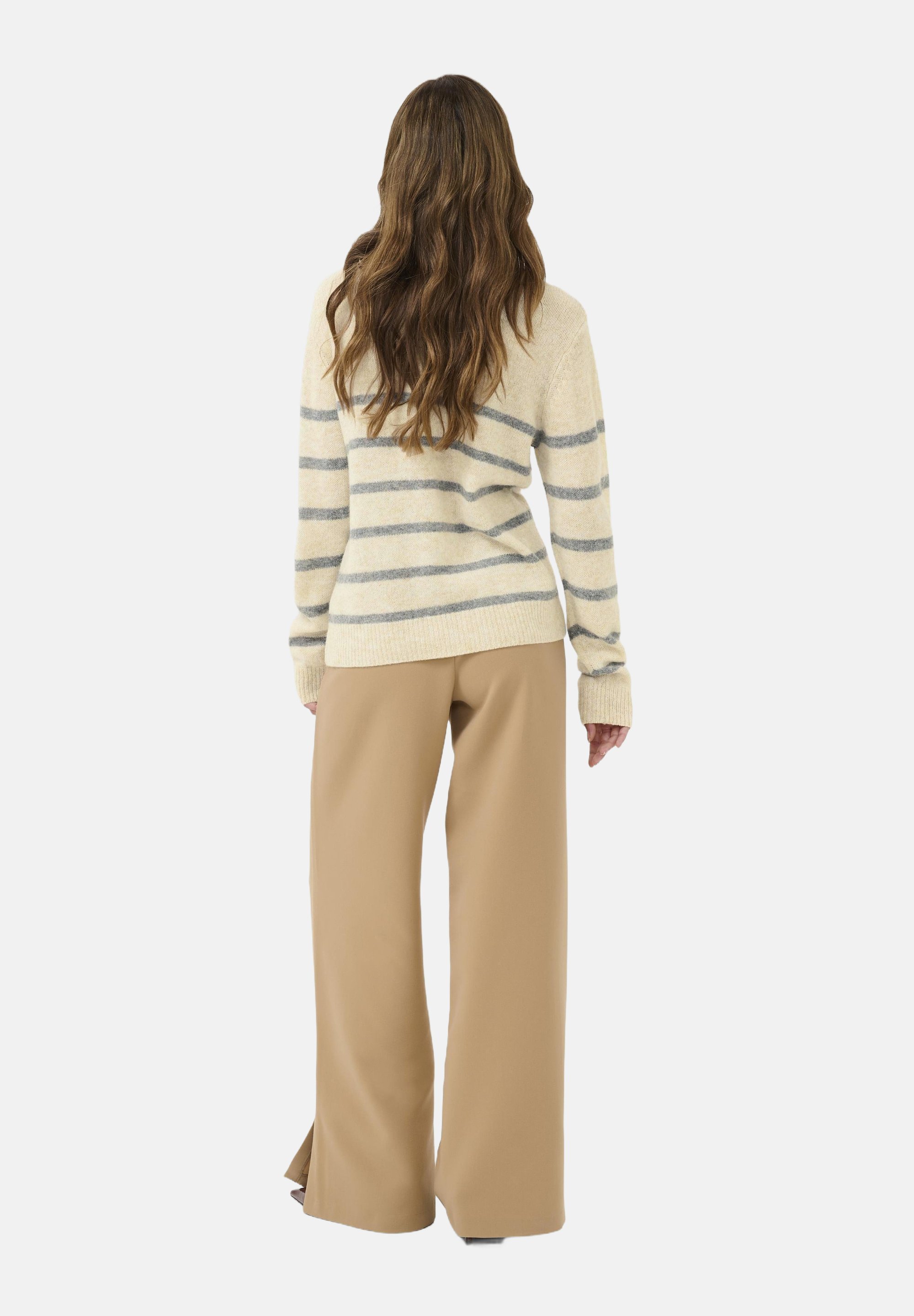 Maglione Culture - melange a righe grigie con cappuccio bianco