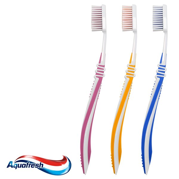 Escovas de dentes Aquafresh Clean & Flex tamanho médio<br>3 unidades