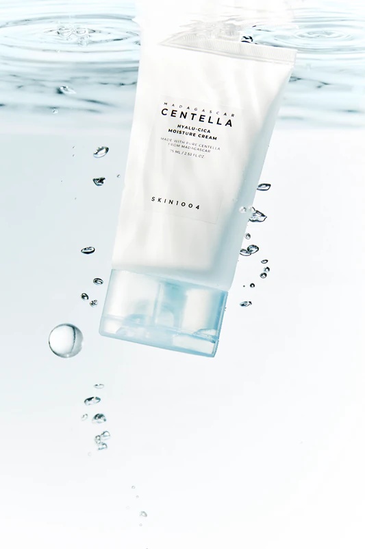 SKIN1004 Madagaskaras Centella Hyalu-Cica mitrinošais krēms dziļi mitrinošs krēms nomierinošai iedarbībai