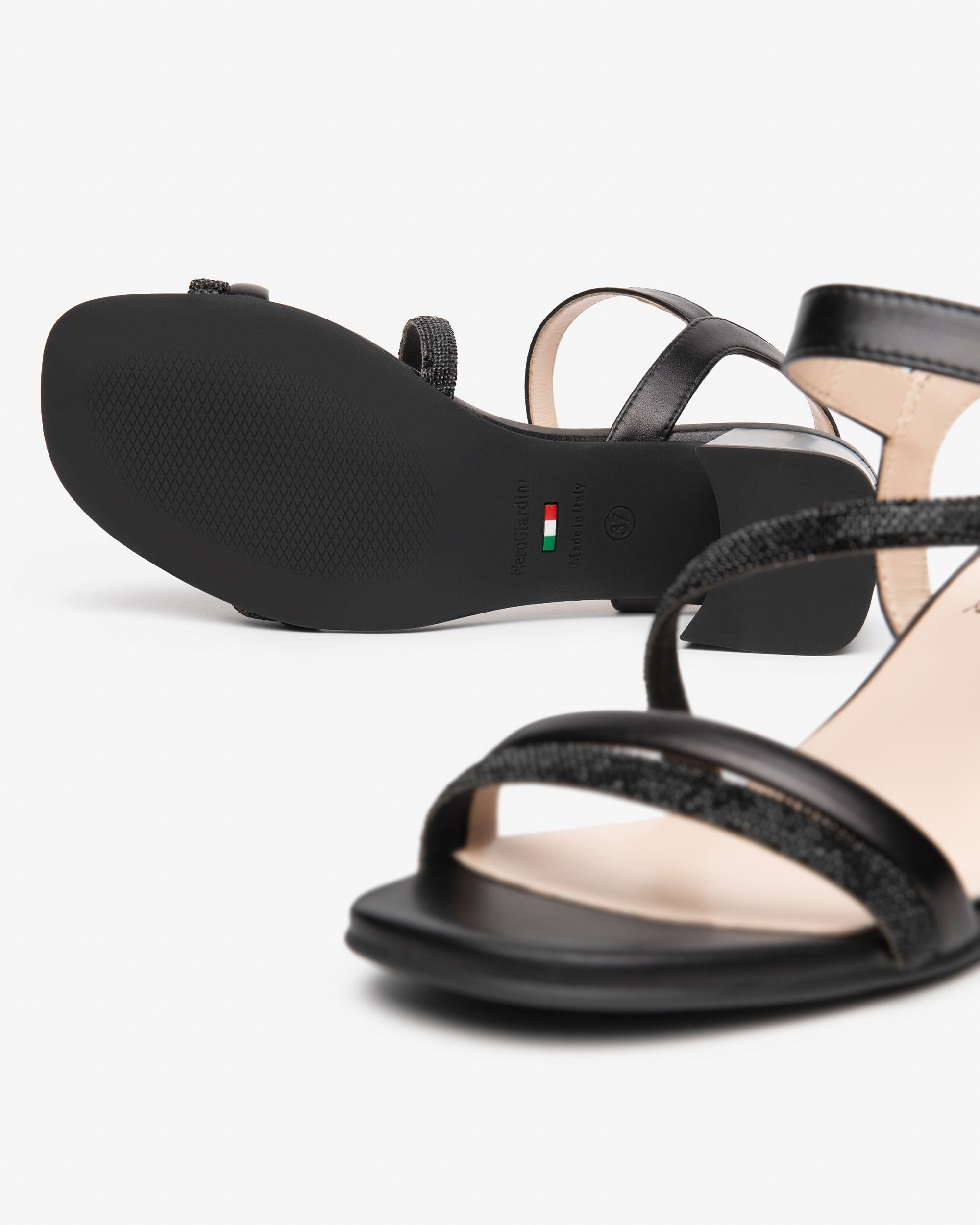  Damen-Ledersandalen