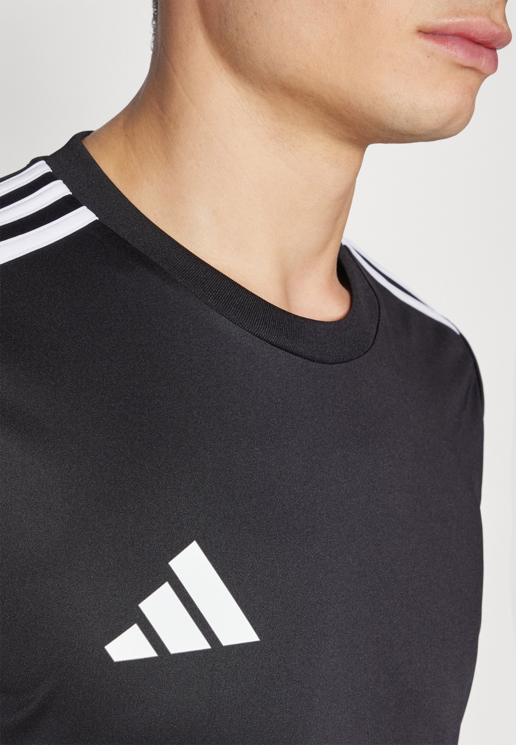 adidas Performance SQUADRA25 JERSEY MET KORTE MOUWEN - Sport T-shirt - zwart/wit